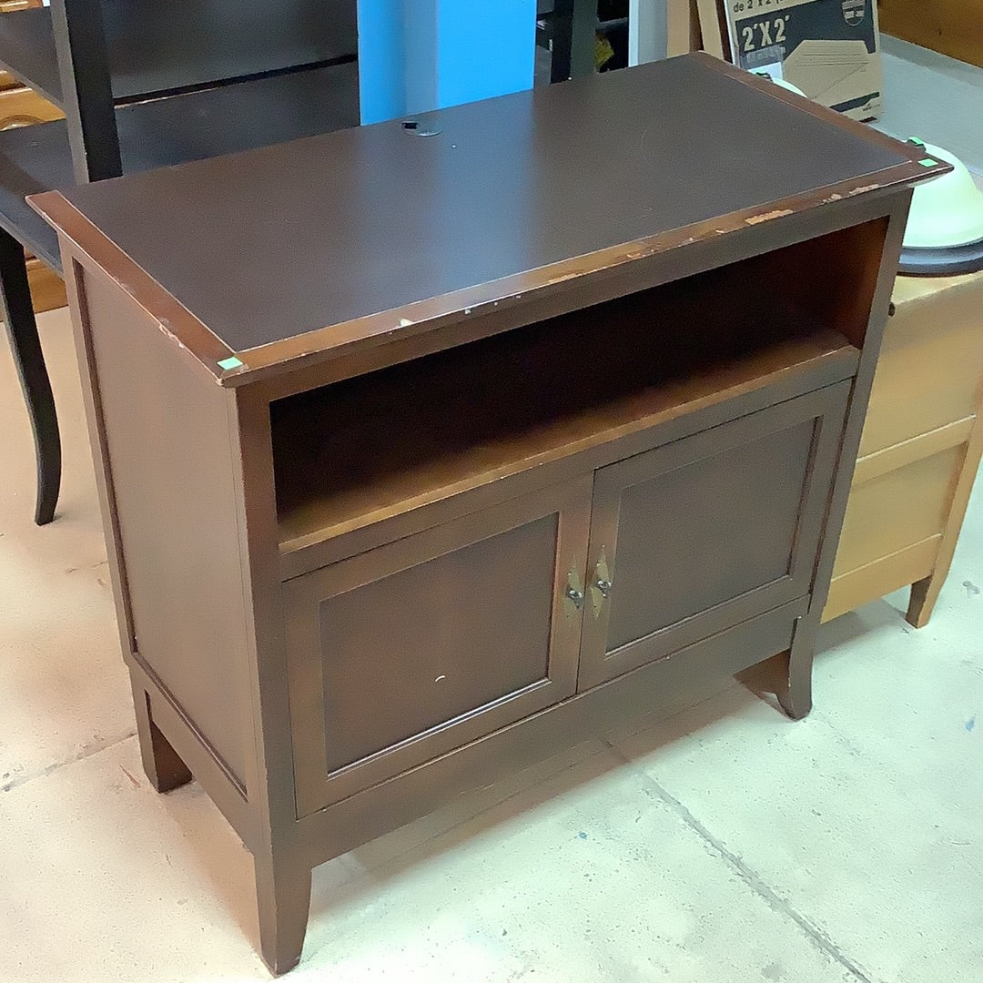 Safe TV Stand Habitat for Humanity Greater Ottawa ReStore