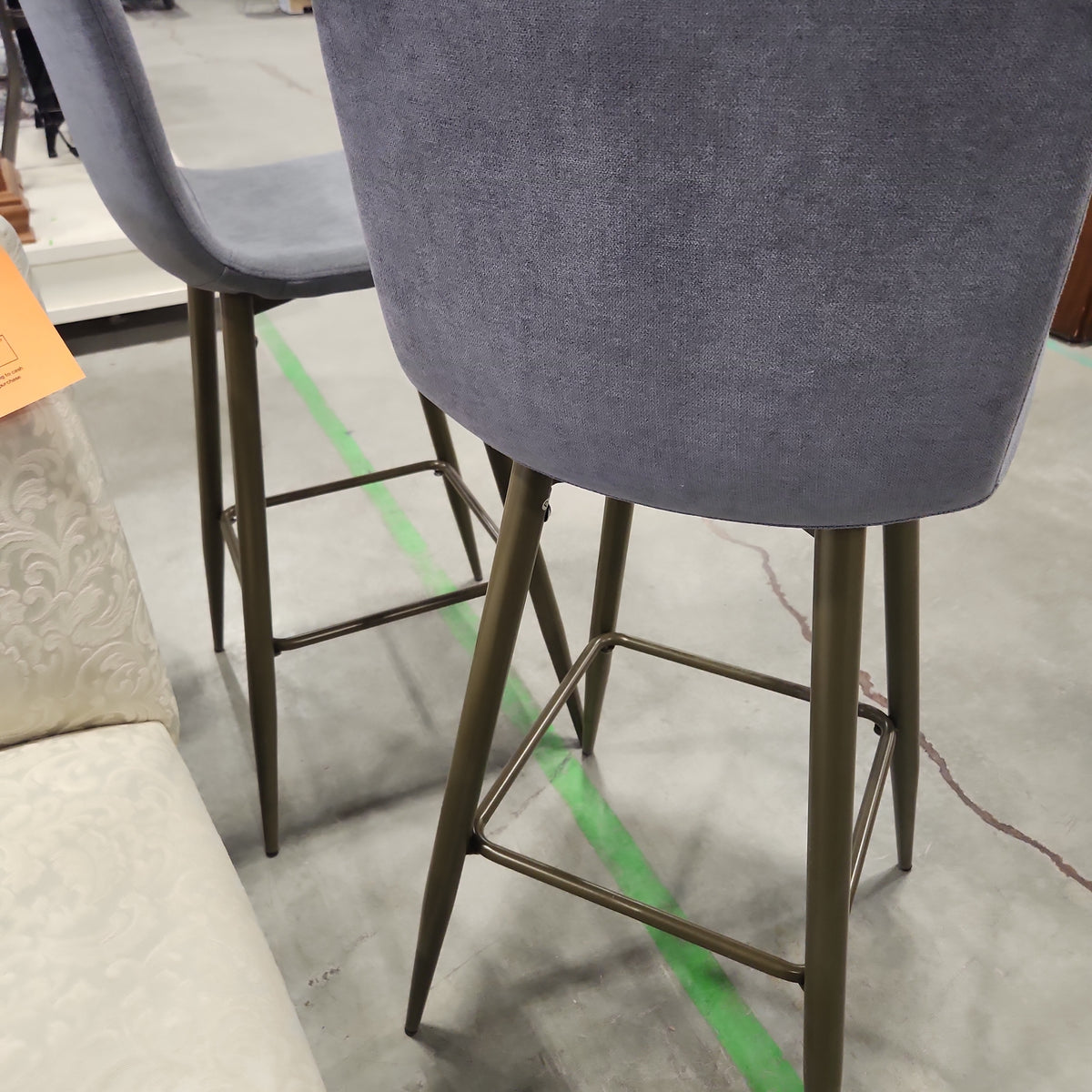 Bar stools – Habitat for Humanity Greater Ottawa ReStore