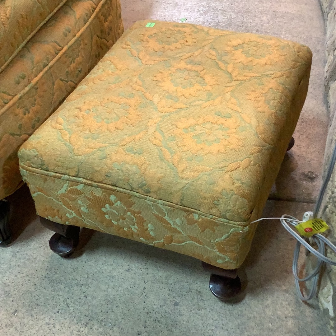 Green and Gold Armchair Habitat for Humanity Greater Ottawa ReStore