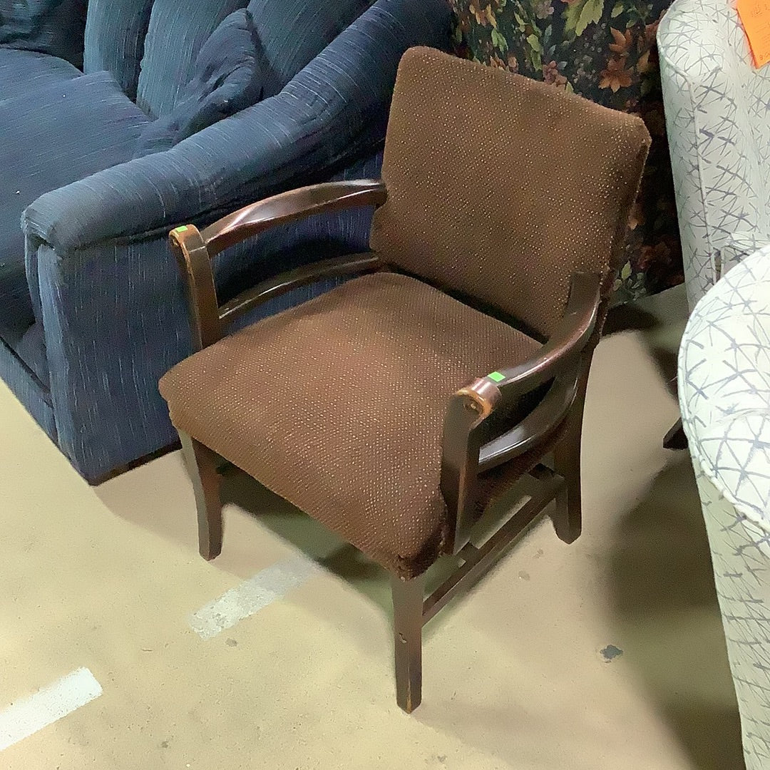 Retro Brown Armchair Habitat for Humanity Greater Ottawa ReStore