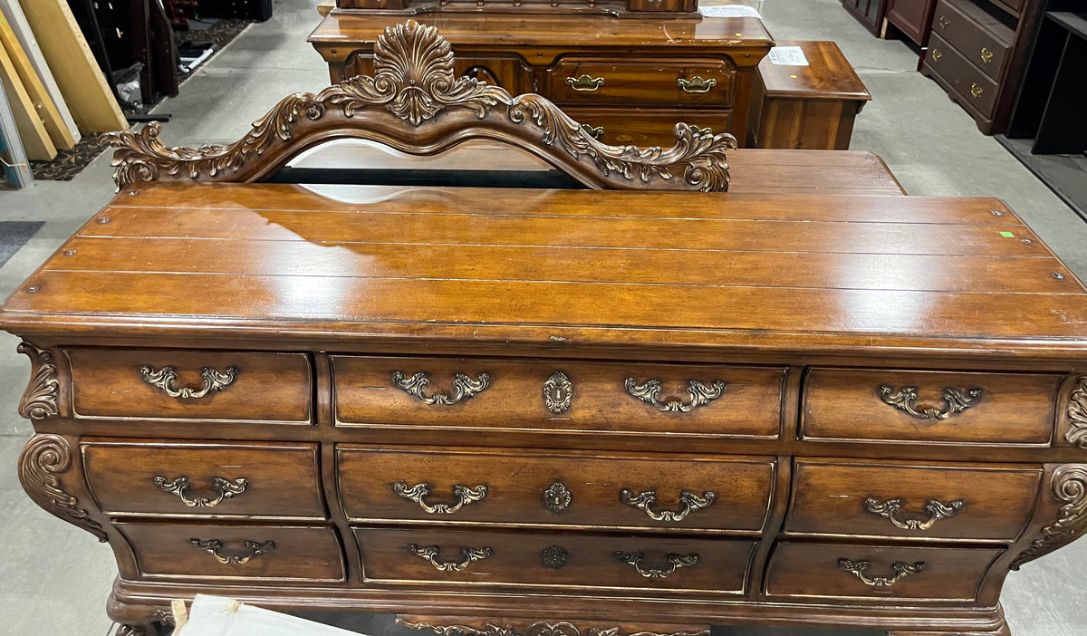 Antique Style Dresser w/ Ornate Details and Mirror – Habitat for