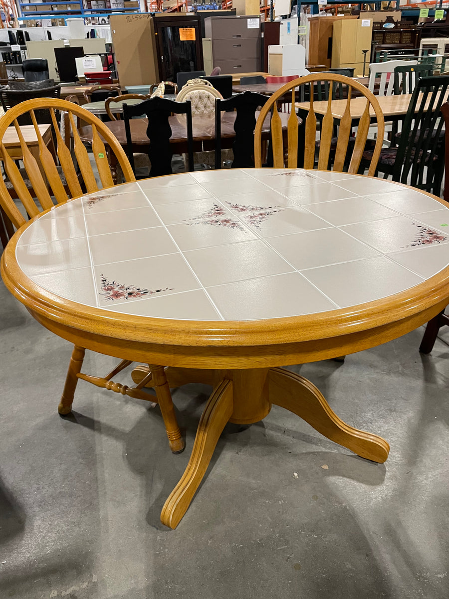 Round Dining Table with Tiled Top & Three Chairs – Habitat for Humanity ...