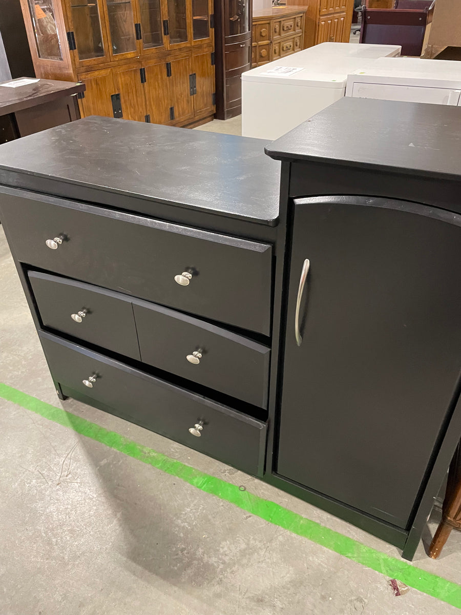 Tiered Black Dresser Habitat for Humanity Greater Ottawa ReStore