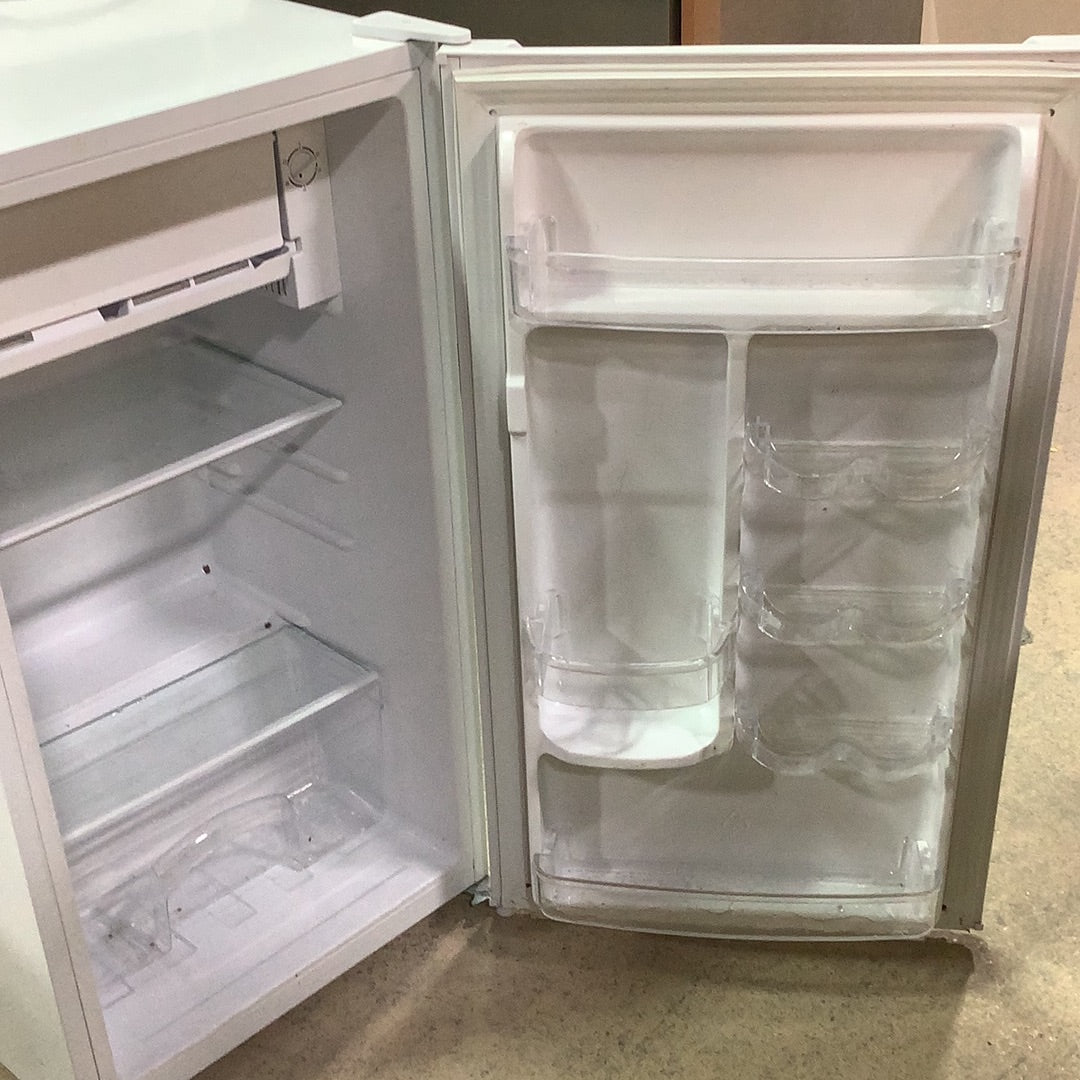 Hamilton Beach Mini Fridge Habitat for Humanity Greater Ottawa ReStore