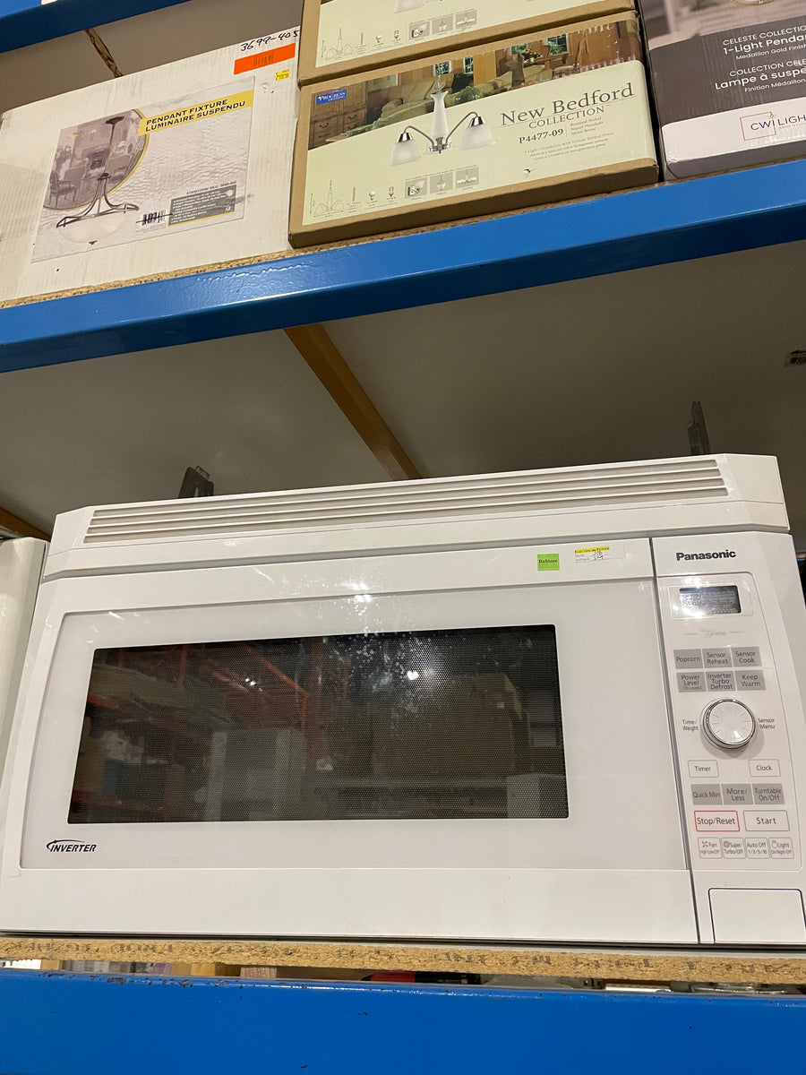Panasonic White Microwave Habitat for Humanity Greater Ottawa ReStore