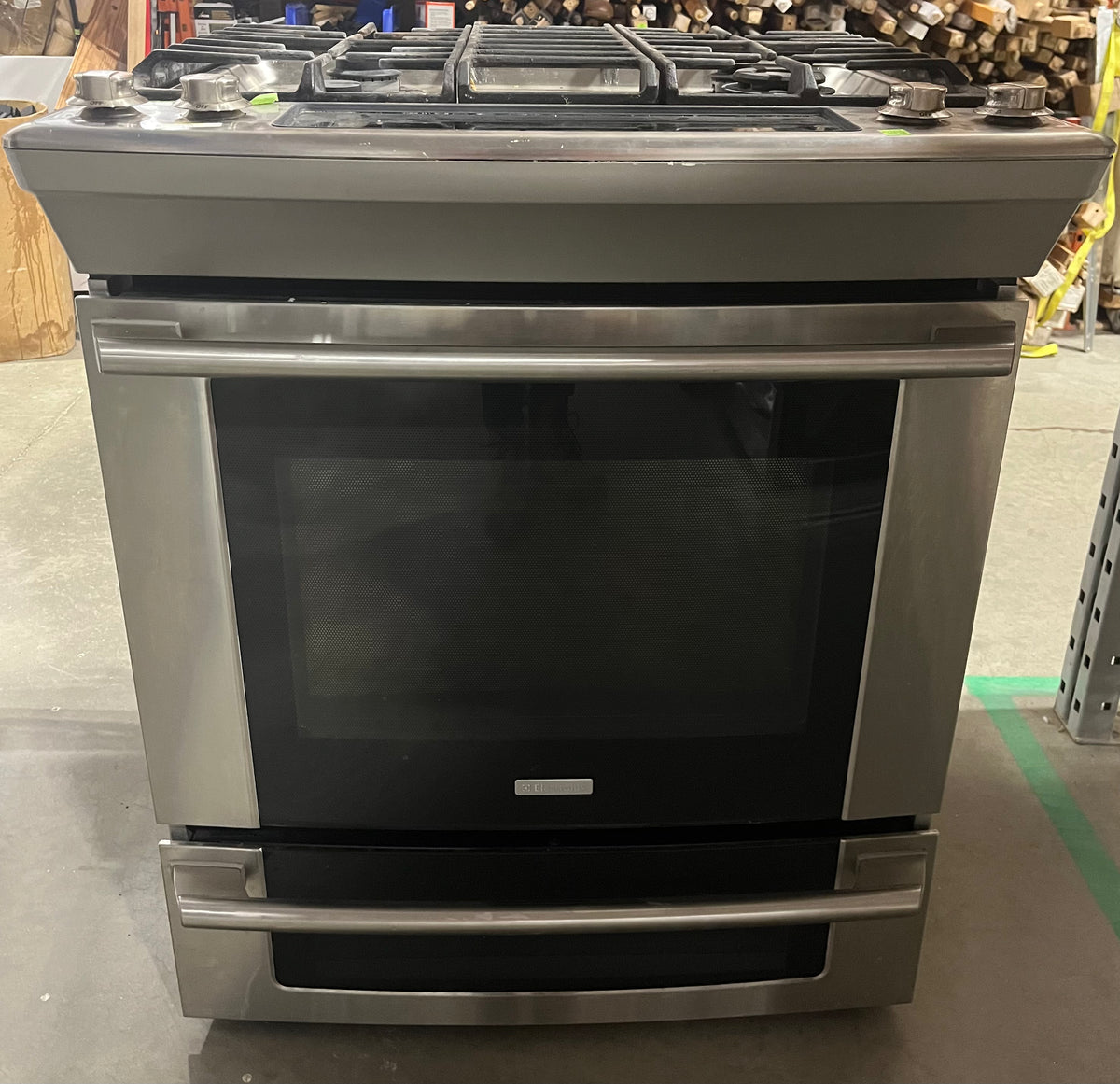 Electrolux SS Stove w/ Sliding Oven Grates Habitat for Humanity Greater Ottawa ReStore