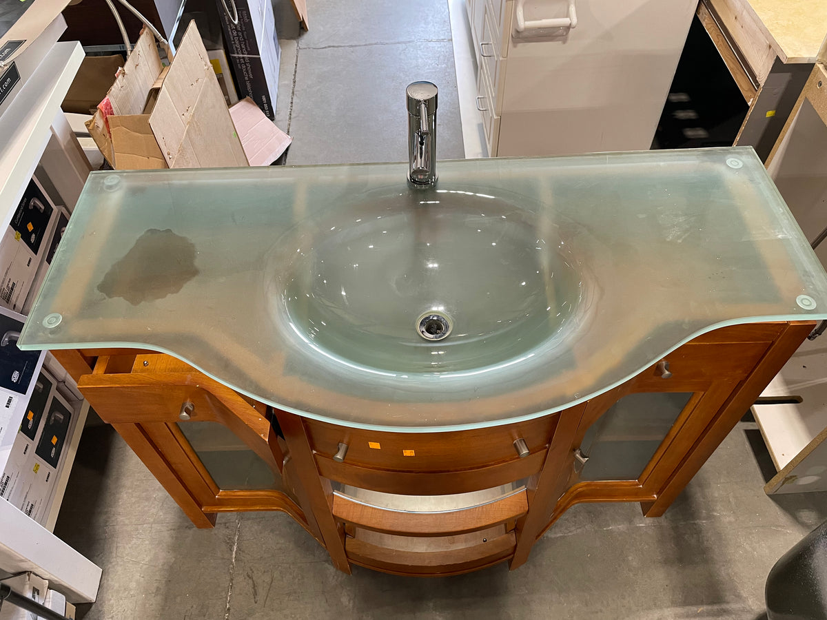 A closer look at Recycled Glass Bathroom Vanity Tops