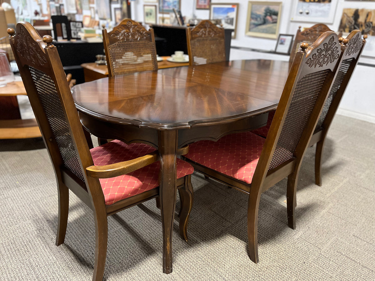 Mahogany dining best sale table and chairs