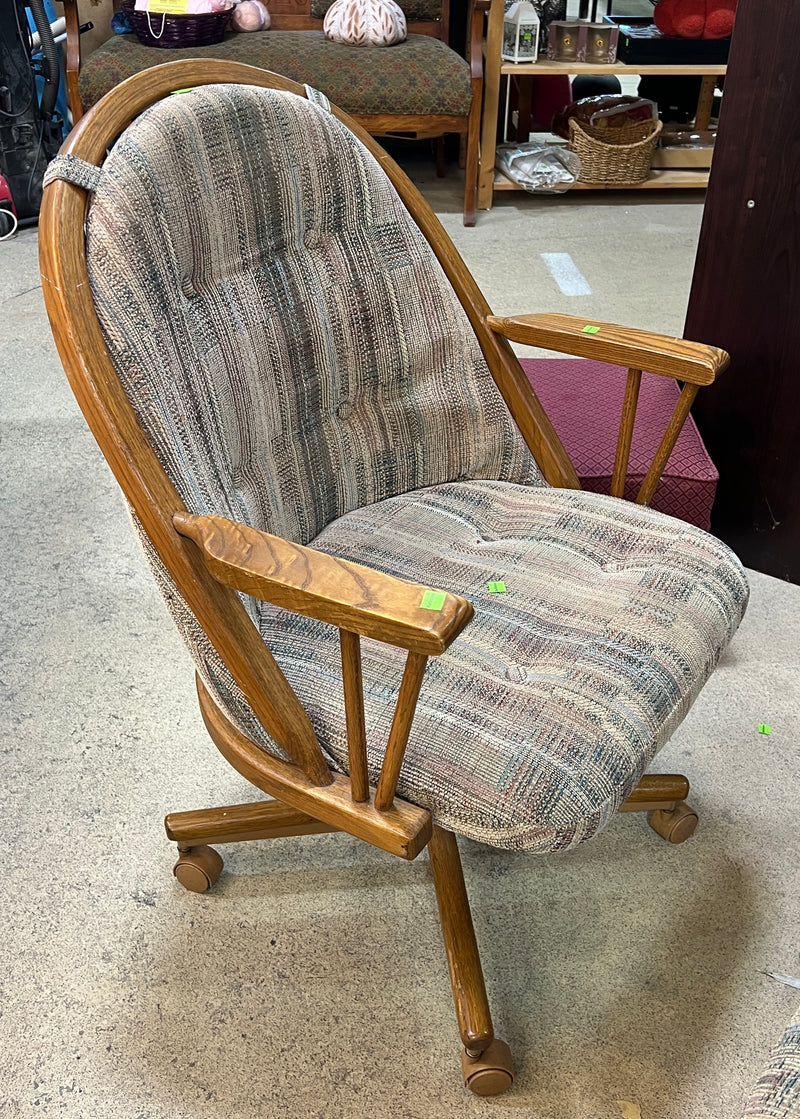 Vintage Swivel-Tilt Rolling Caster Chair