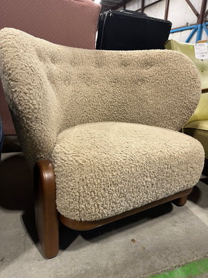 Pallas Lounge Chair