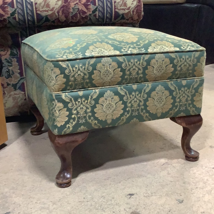 Traditional Style Green Footrest