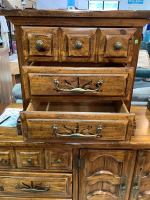 4 Piece Solid Wood Furniture Set