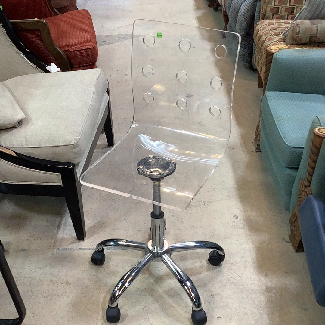 Clear Acrylic Office Chair – Habitat for Humanity Greater Ottawa