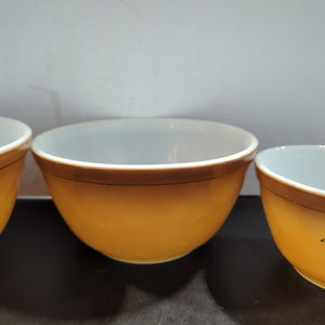 Golden Brown Old Orchard Pyrex set- 3 bowls