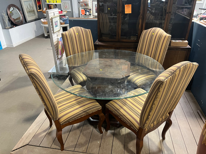 Bombay Dining Table w/ 4 Chairs