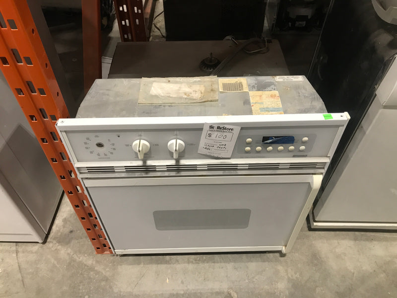 Wall insert oven, white