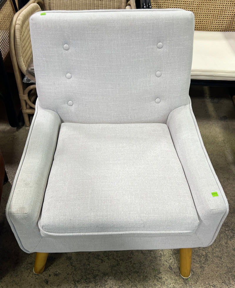 Cream Mid-Century Modern Button-Tufted Armchair with Wooden Legs