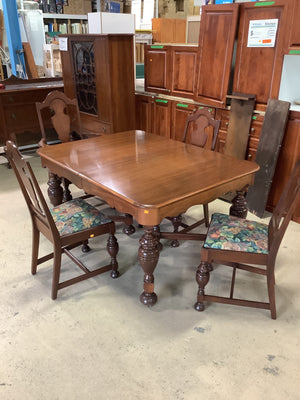 McLagan Grandmaster Dining Set