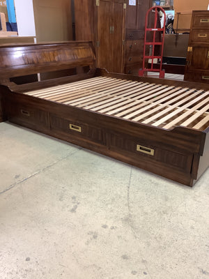 Kaufman of Collingwood Bed Set