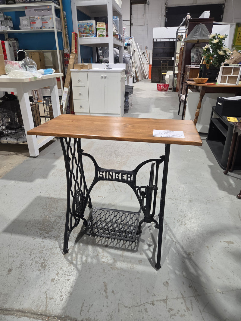 Vintage Singer Sewing Machine Treadle Base Table