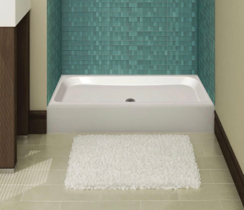 MAAX Alaska Rectangular Centre Drain Fibreglass Shower Base in White