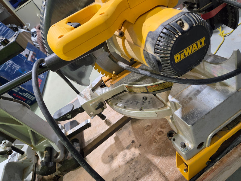 DEWALT 12-Inch Double-Bevel Sliding Compound Miter Saw