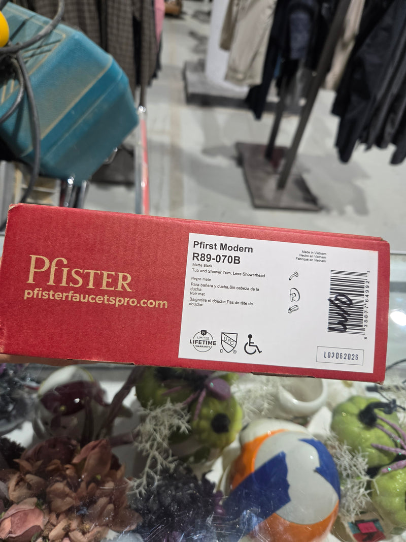 Pfister Pfirst Modern Single-Handle Tub & Shower Trim Kit