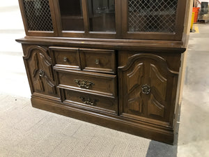 Oak wood buffet and hutch with cross-hatched glass doors