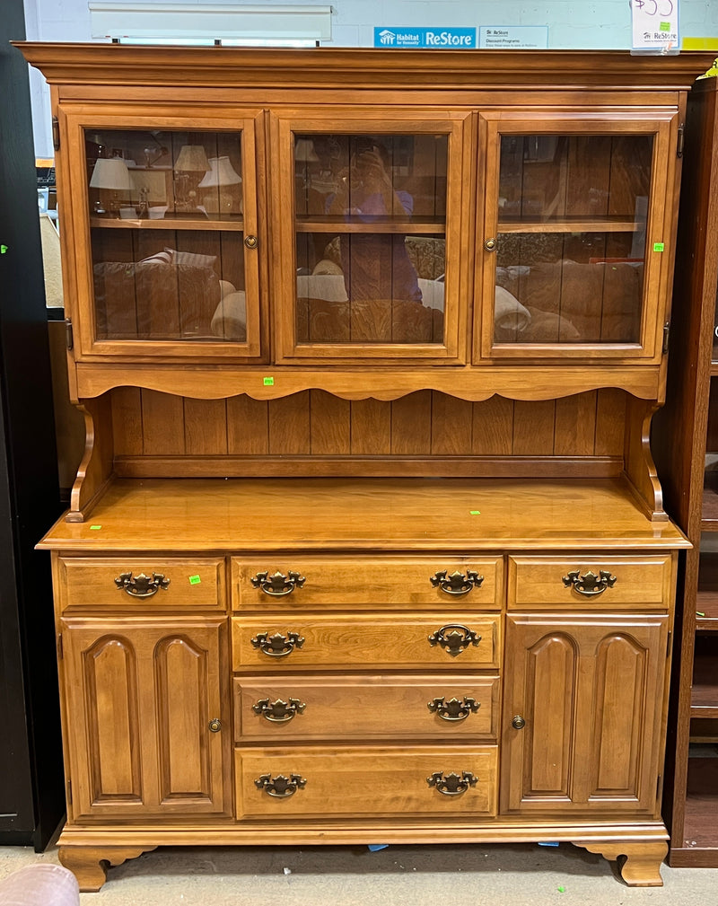 Traditional Solid Wood Hutch & Buffet Cabinet with Glass Display Storage