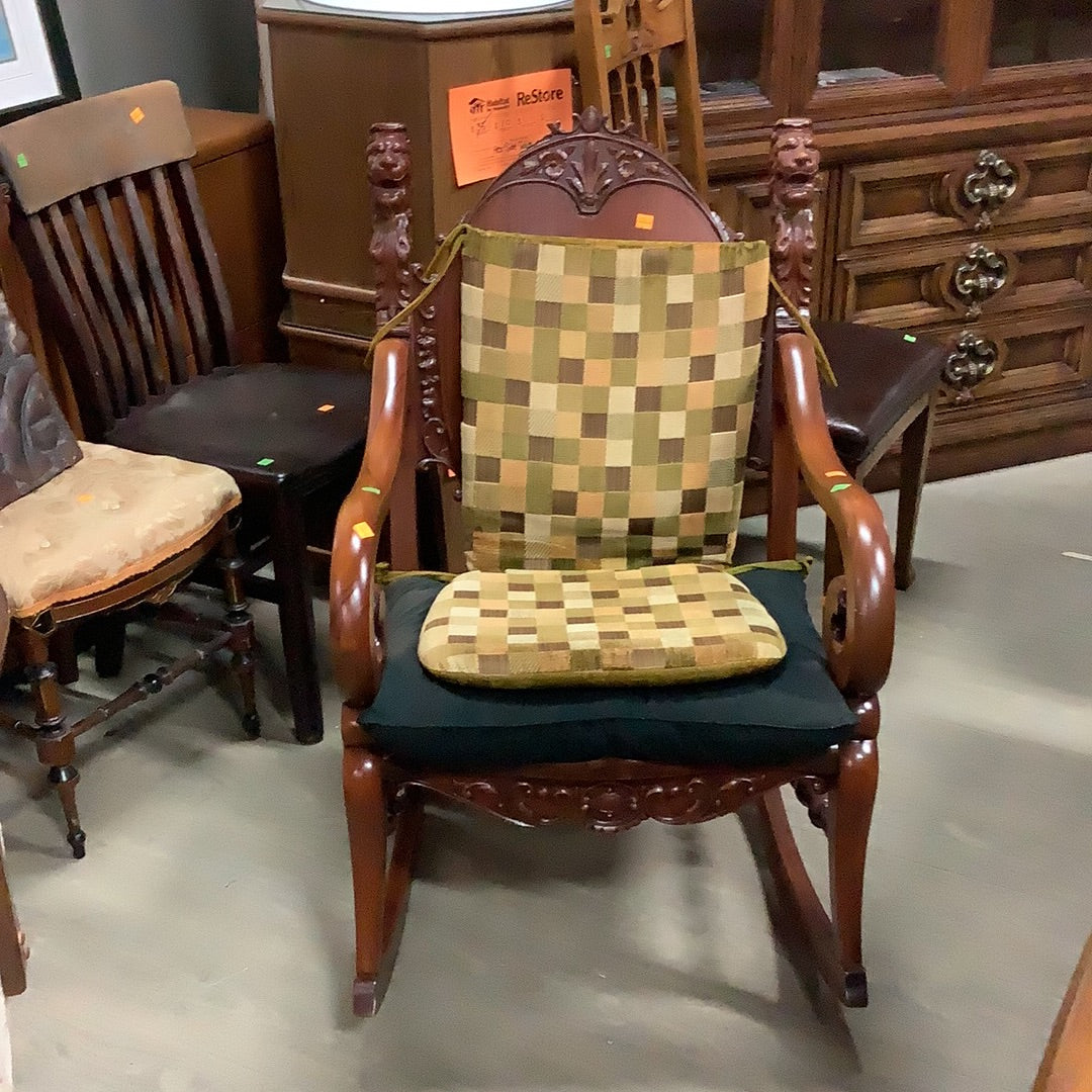 Regal Rocking Chair – Habitat for Humanity Greater Ottawa ReStore