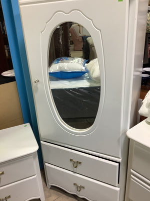 Traditional White Mirrored Wardrobe