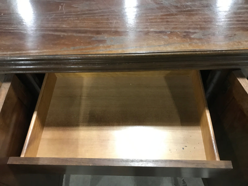 Vintage Wooden Dresser With Patterns & 9 Drawers
