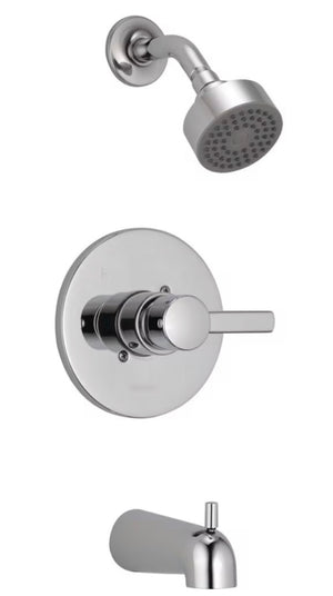 Single-Handle Tub and Shower Faucet in Chrome