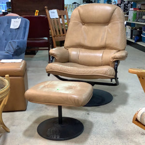 Rotating Retro Recliner