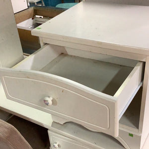 Flower Handle Nightstand