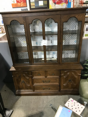 Hutch Buffet With Glass Lattace Doors & 3 Drawers With Underneath Cabinet Storage