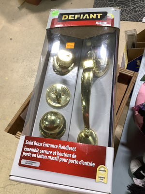 Defiant Brass Entrance Handle Set