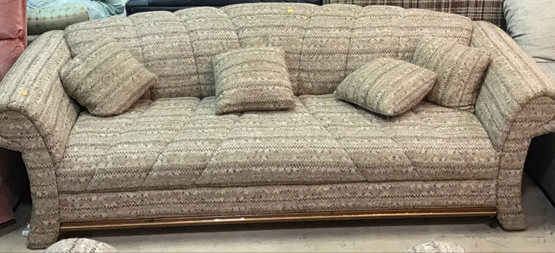Cozy Vintage 3 Seater