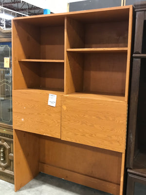 Custom Storage Unit 4 Shelves, 2 Cabinets