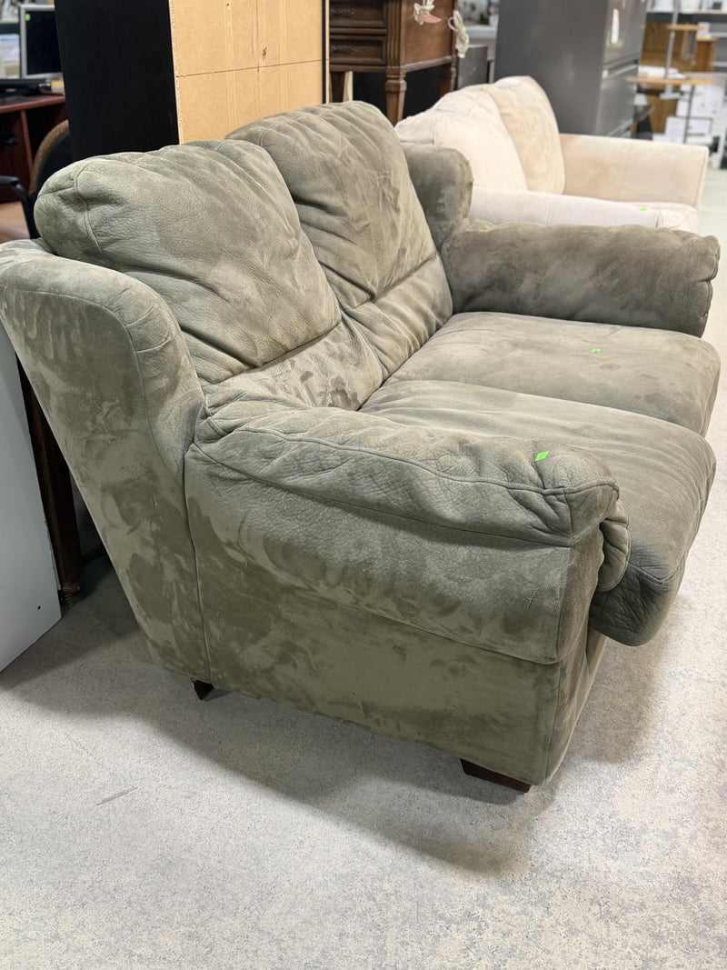Comfortable Soft Microfiber Loveseat