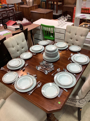 Mikasa Platinum Crown China Set