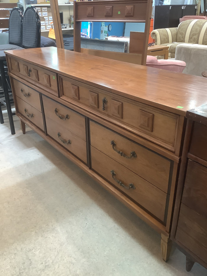 LaFontaine Dresser