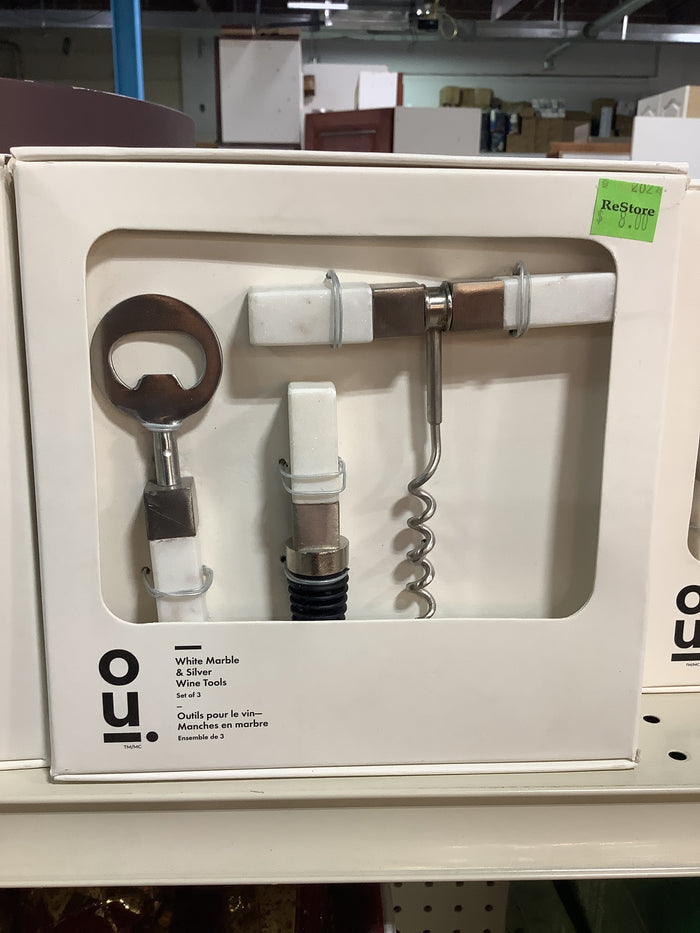 Oui Wine Tools