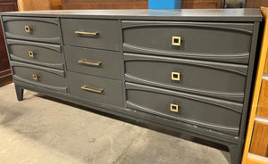 Modern Charcoal Gray Dresser – 9-Drawer Mid-Century Inspired Storage