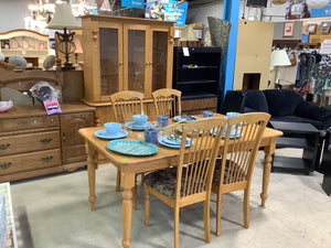 Honey Coloured Dining Set (7 pc.)