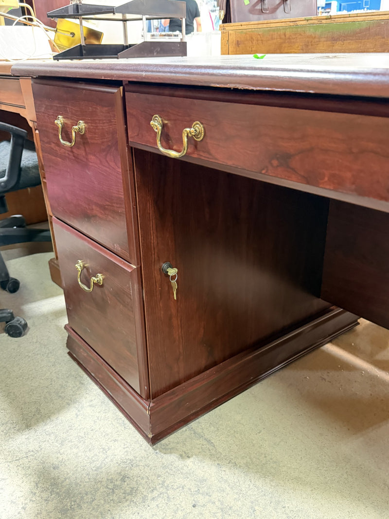 Classic Cherry Executive Desk