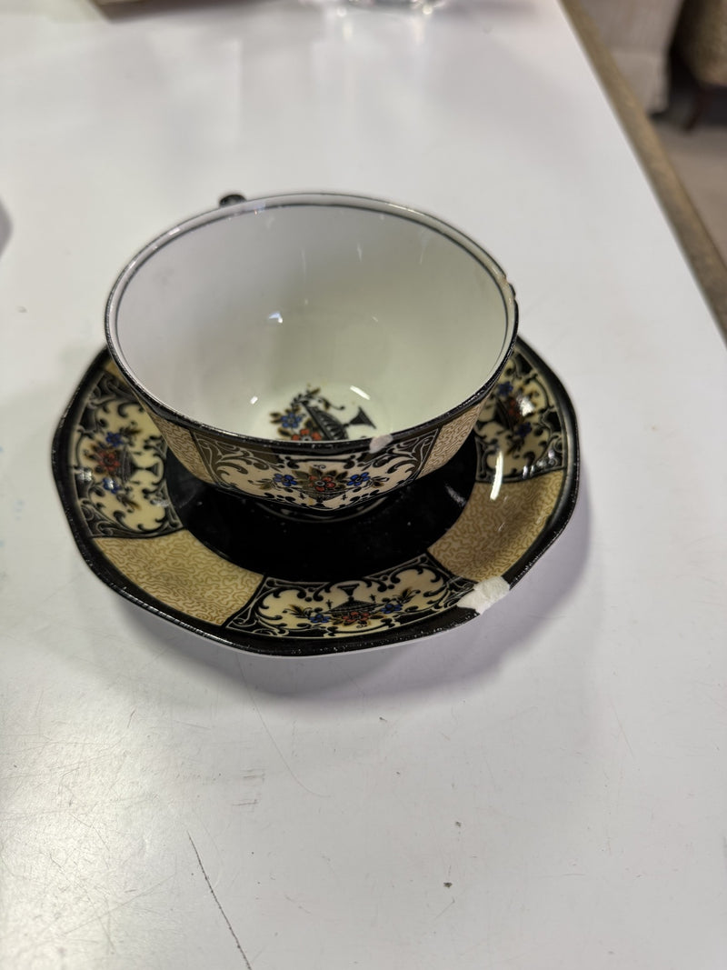 Wedgewood Nanette Black Pattern China Tea Set