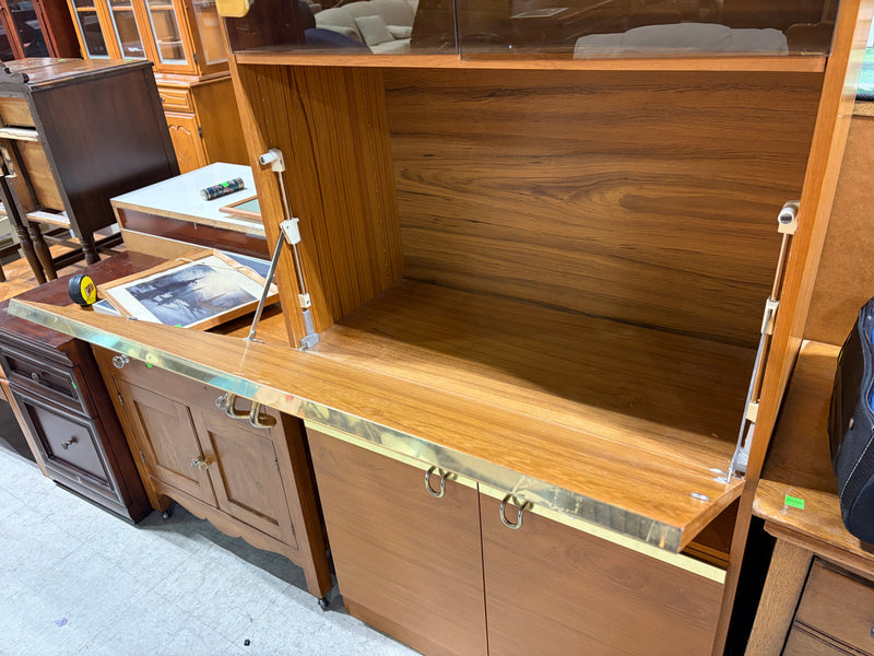 Mid-Century Modern Display Cabinet
