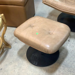 Rotating Retro Recliner