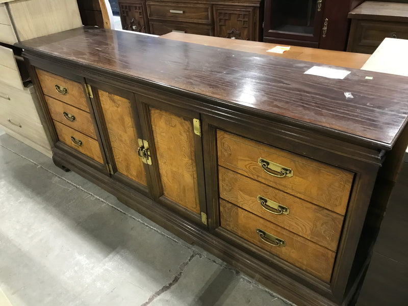 Vintage Wooden Dresser With Patterns & 9 Drawers